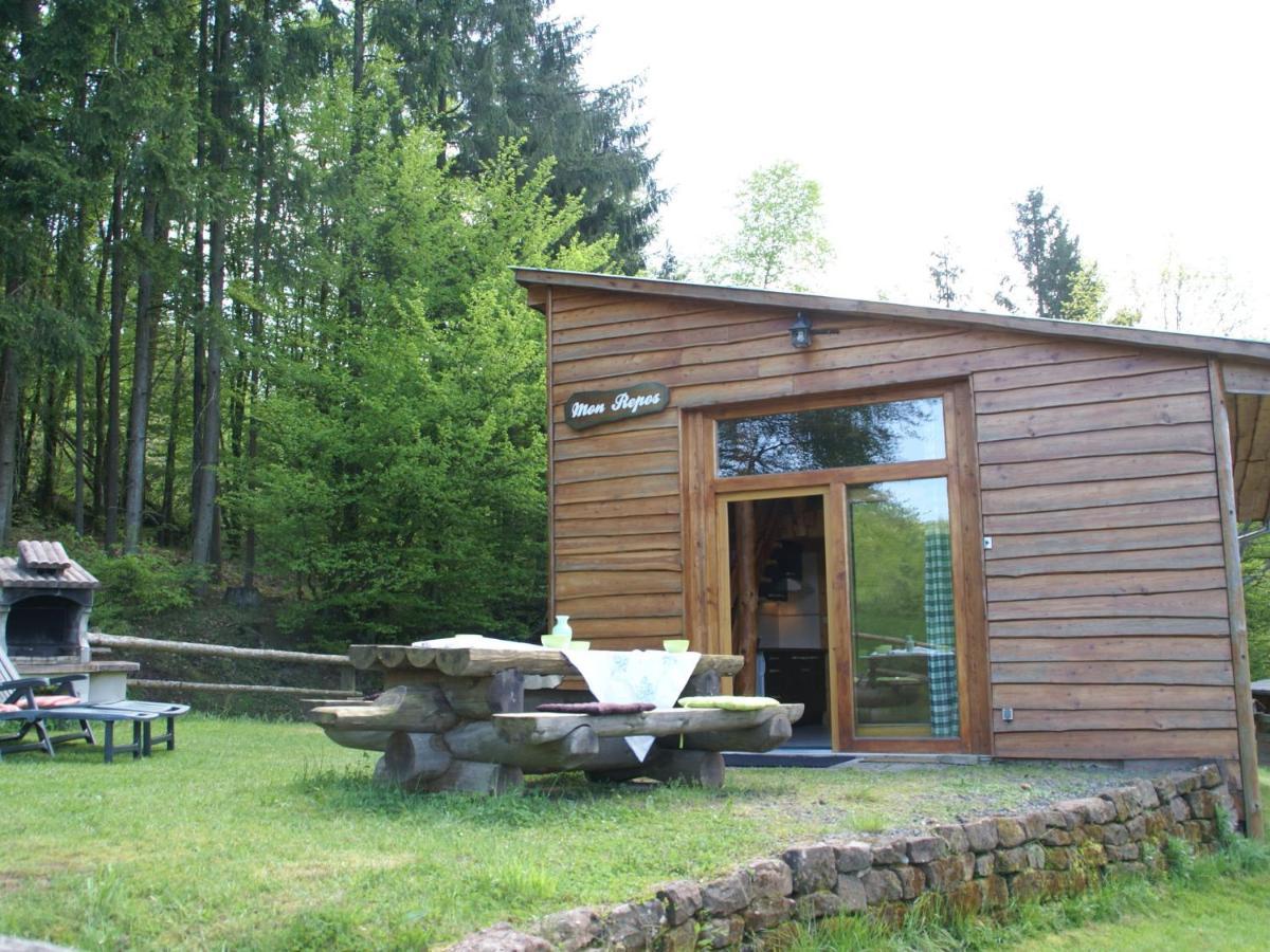 Cosy Holiday Home With Garden In Walscheid Екстериор снимка